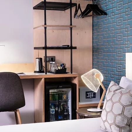 Bastille Hotel 3*
