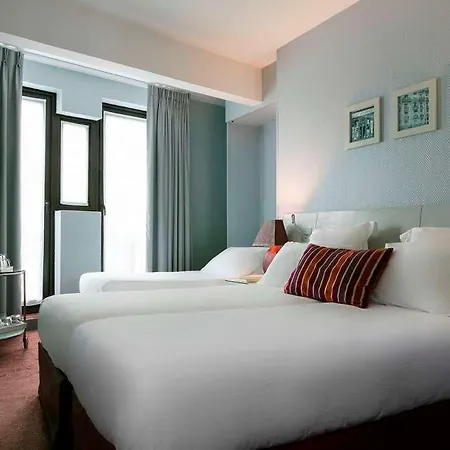 Bastille Hotel