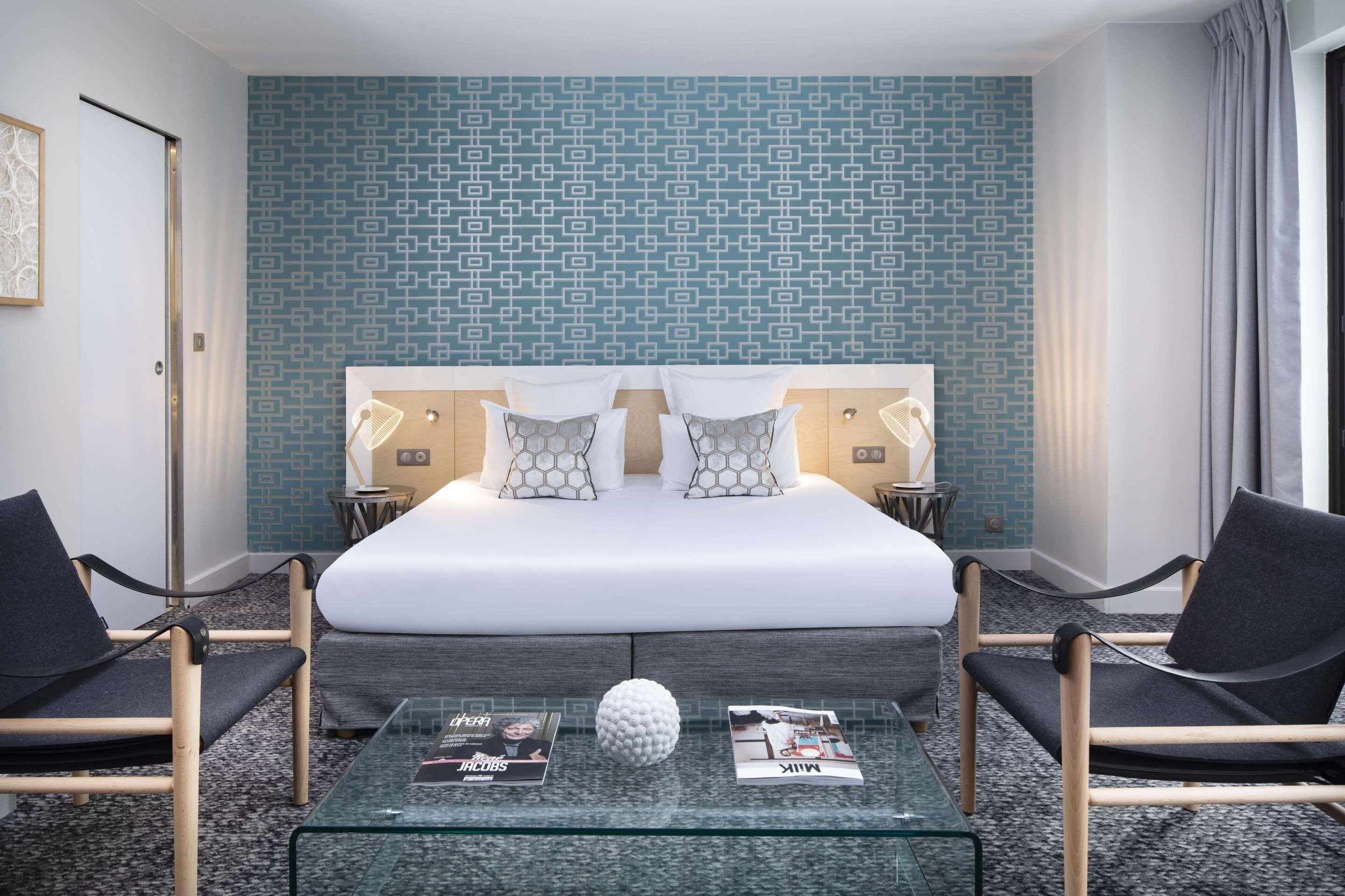 Bastille Hotel